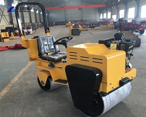 road vibratory roller in the factory